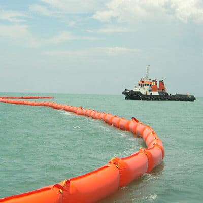 //maridive.com/wp-content/uploads/2024/10/oil-spill-recovery-equipment-boom.jpeg